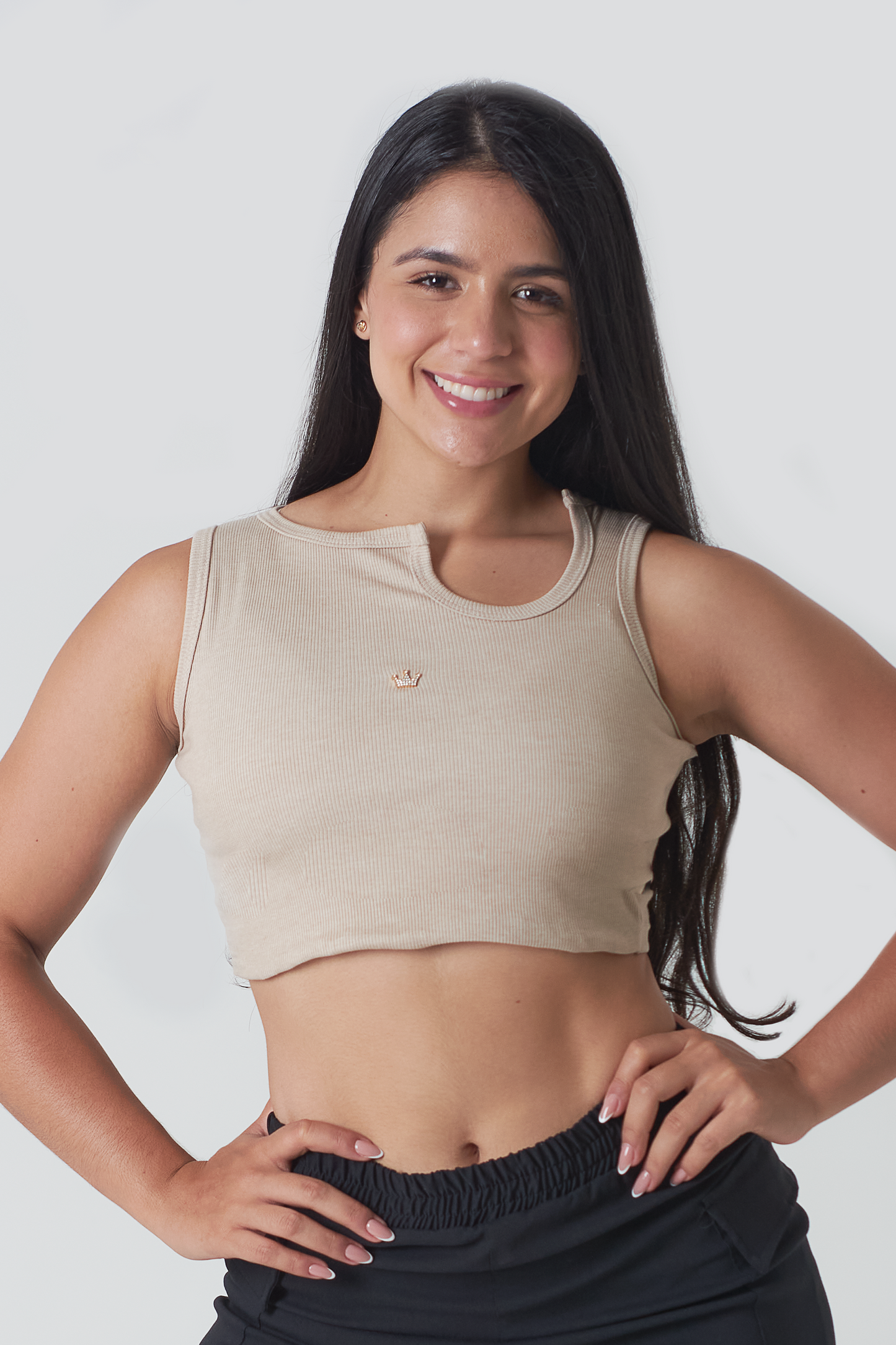 Crop top con aplique