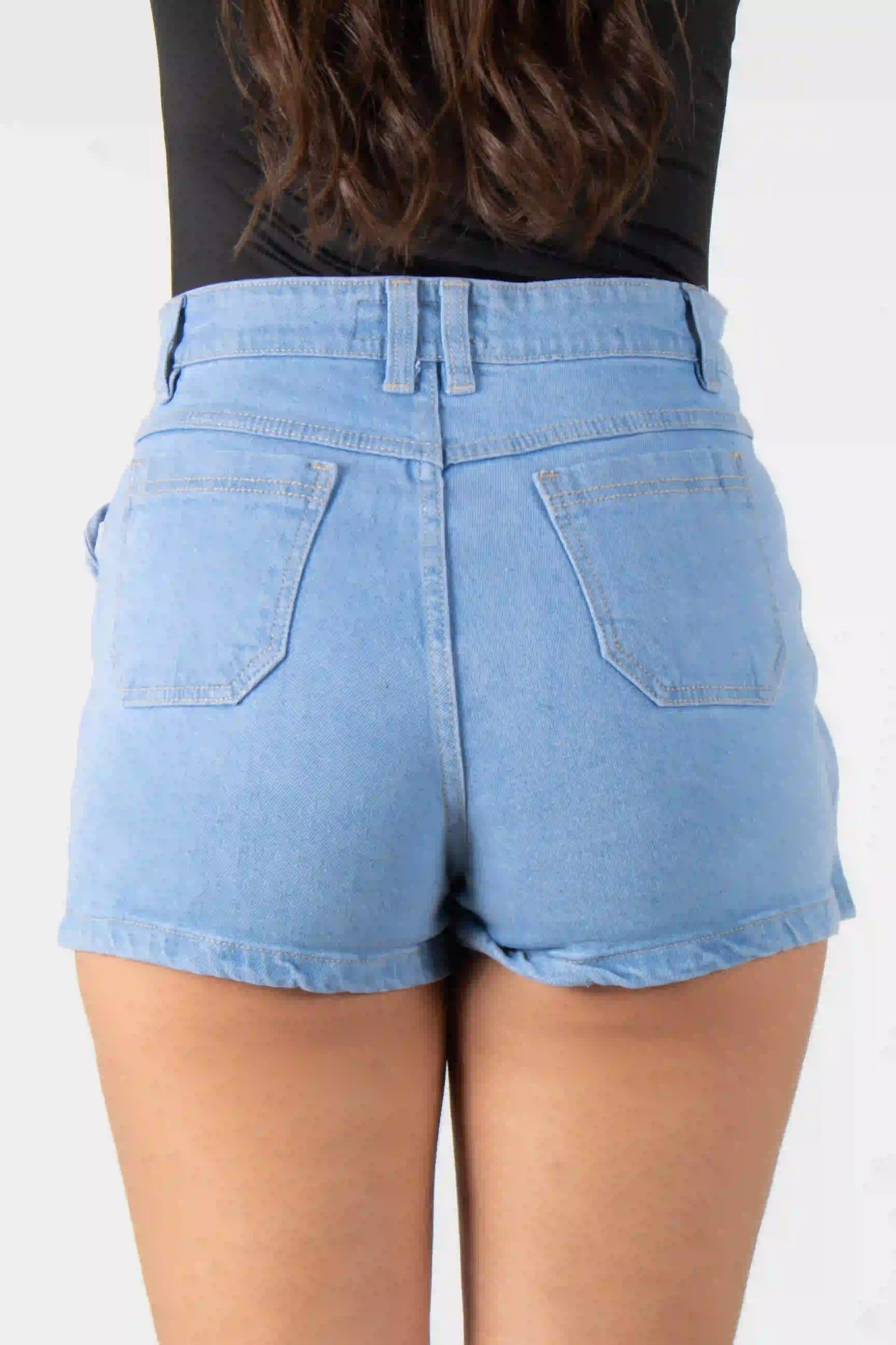 FALDA SHORT TIPO CARGO CON TIRA DE AJUSTE