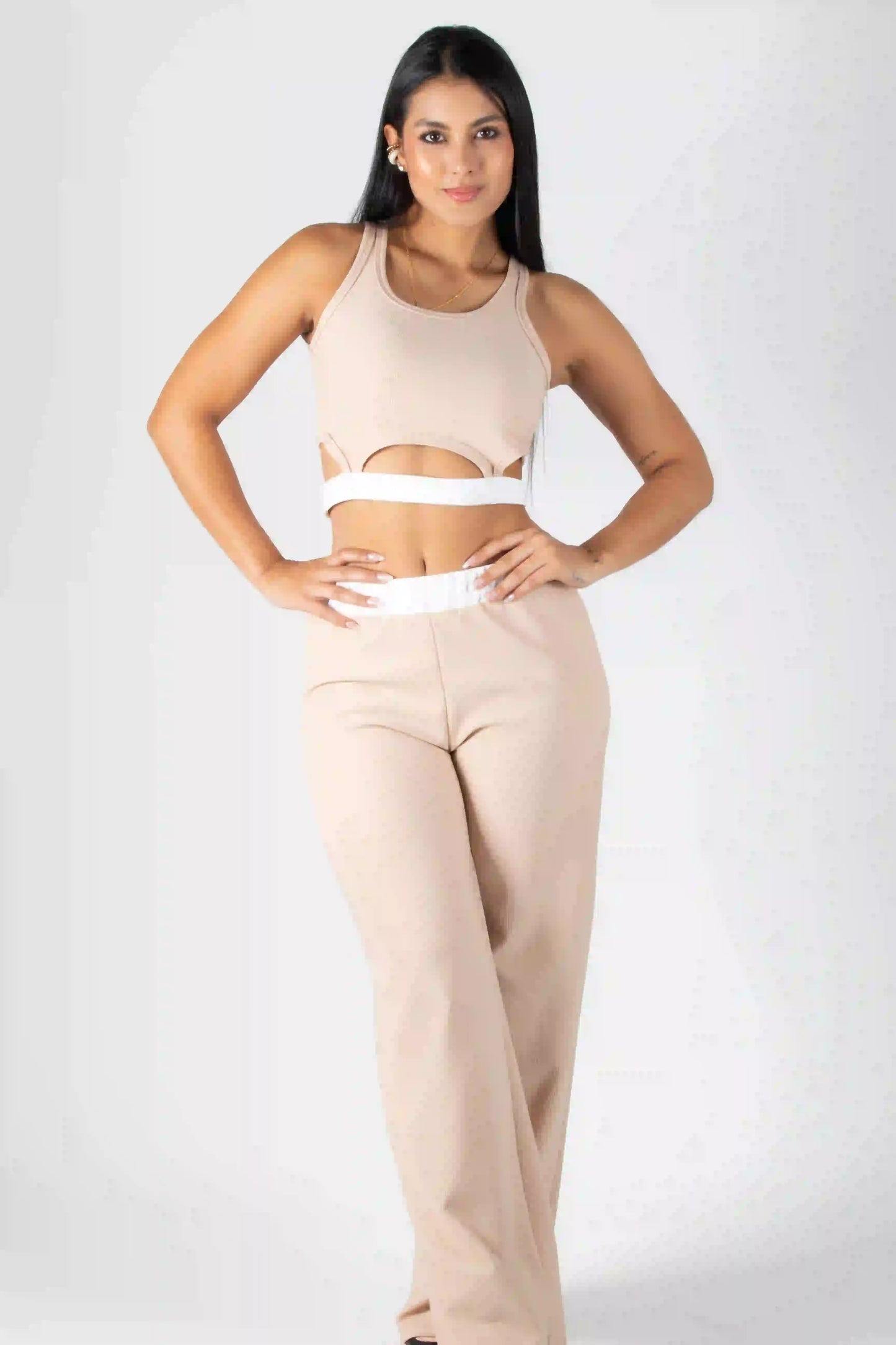 Set de Crop Top y Pantalón Elegante