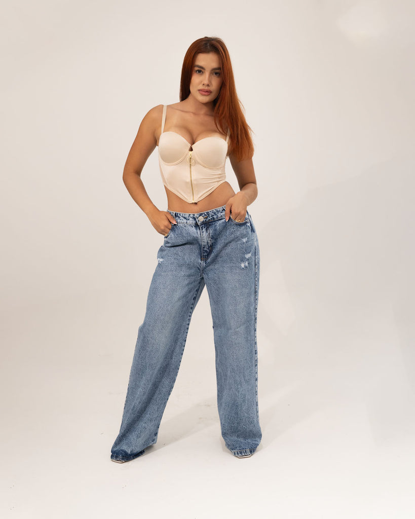 crop top con copas y cierre dorado