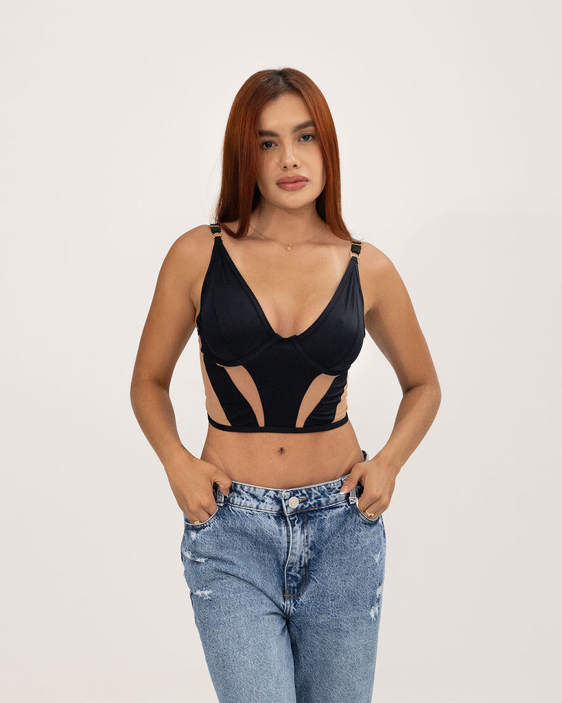 Crop transparente nude