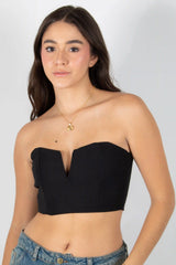 BLUSA TIPO CROP TOP STRAPLESS CON TIRA DE AJUSTE POSTERIOR