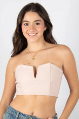 BLUSA TIPO CROP TOP STRAPLESS CON TIRA DE AJUSTE POSTERIOR