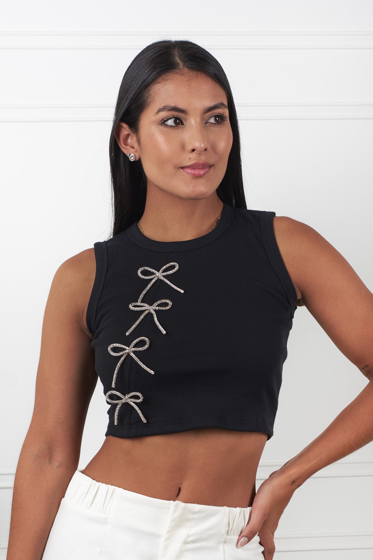 Crop top tipo esqueleto con brillos