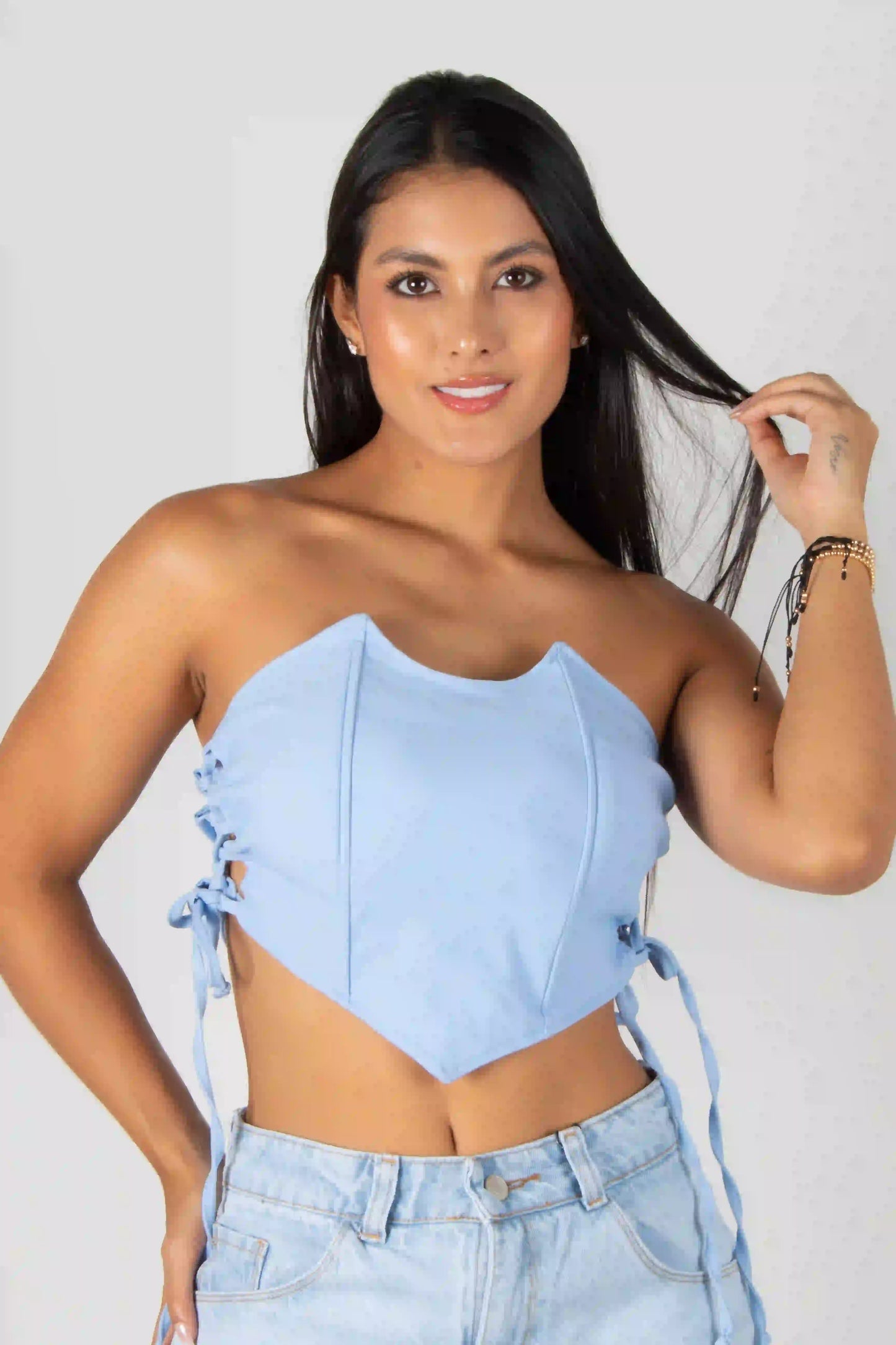 BLUSA TIPO CORSET CON AJUSTES LATERALES