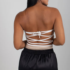 BODY STRAPLESS CON ESCOTE AJUSTABLE EN LA ESPALDA