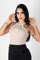 Body con espalda descubierta y cuello tipo halter