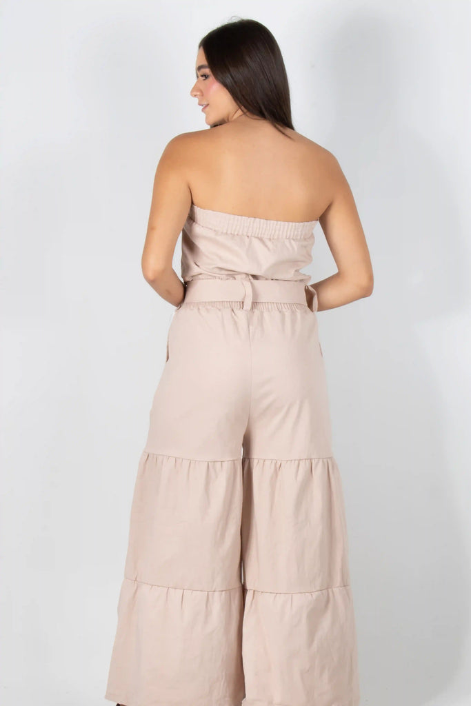 ENTERIZO STRAPLESS CON ELONGACIONES Y CORREA DE AJUSTE