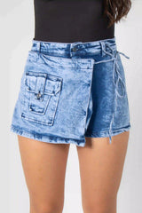 FALDA SHORT TIPO CARGO CON TIRA DE AJUSTE