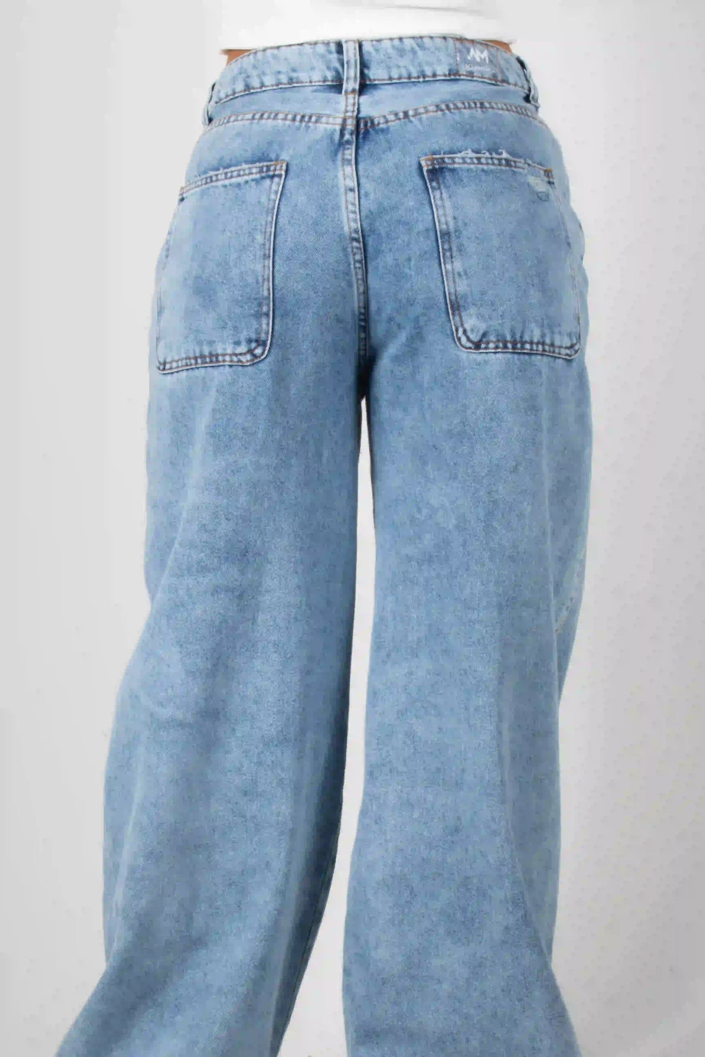 JEAN EN DENIM BOTA RECTA