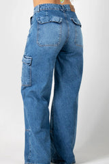 JEAN EN DENIM TIPO CARGO