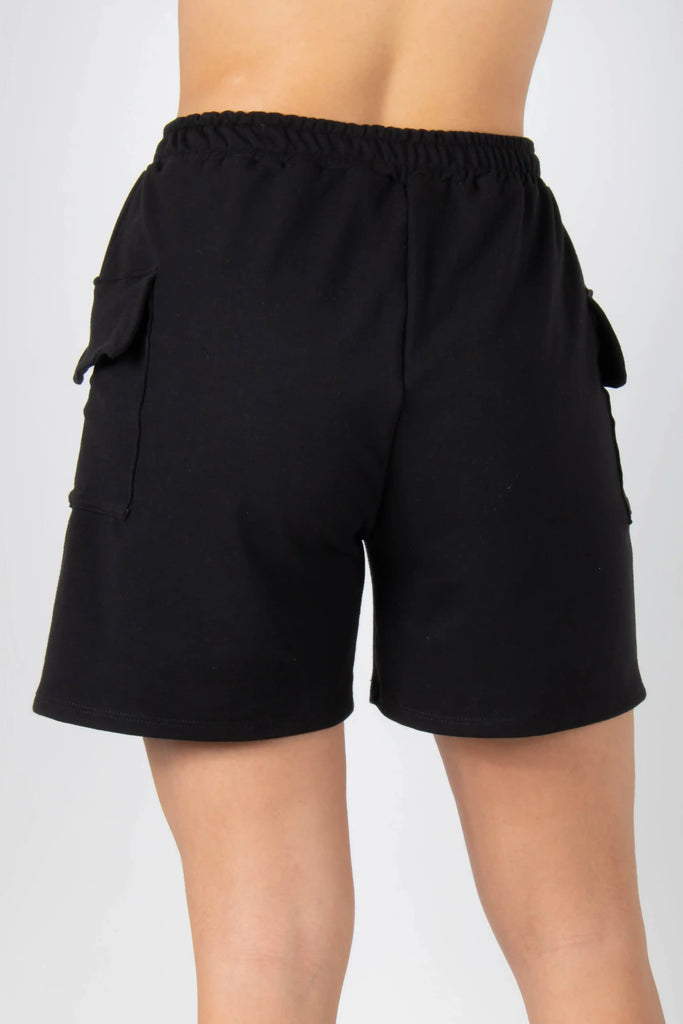 SHORT TIPO CARGO CON ELONGACION EN CINTURA