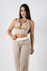 CONJUNTO DE TOP CON ESCOTE Y PANTALÓN