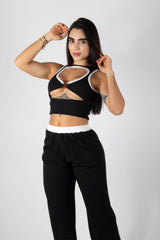 CONJUNTO DE TOP CON ESCOTE Y PANTALÓN