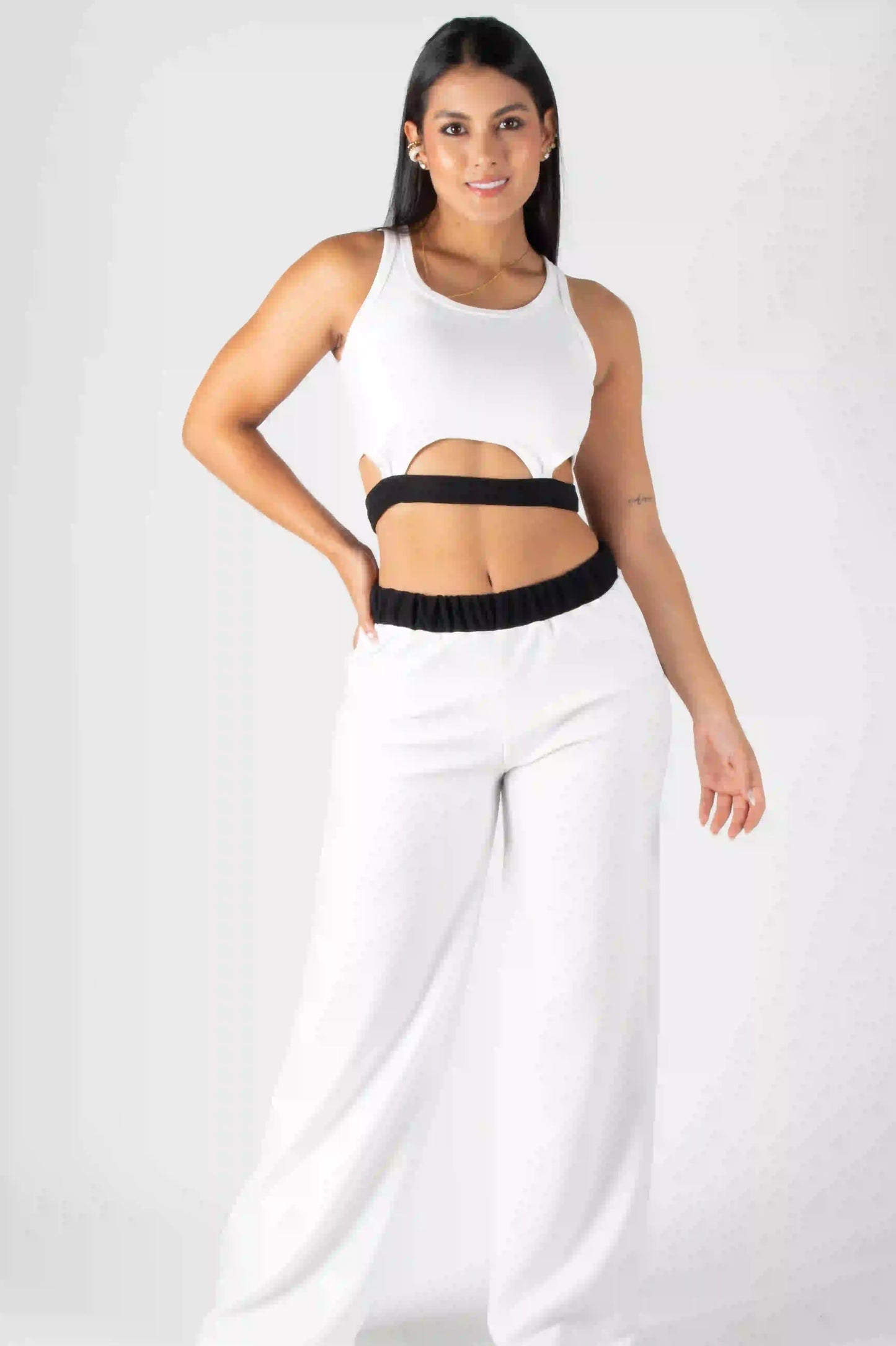 Set de Crop Top y Pantalón Elegante