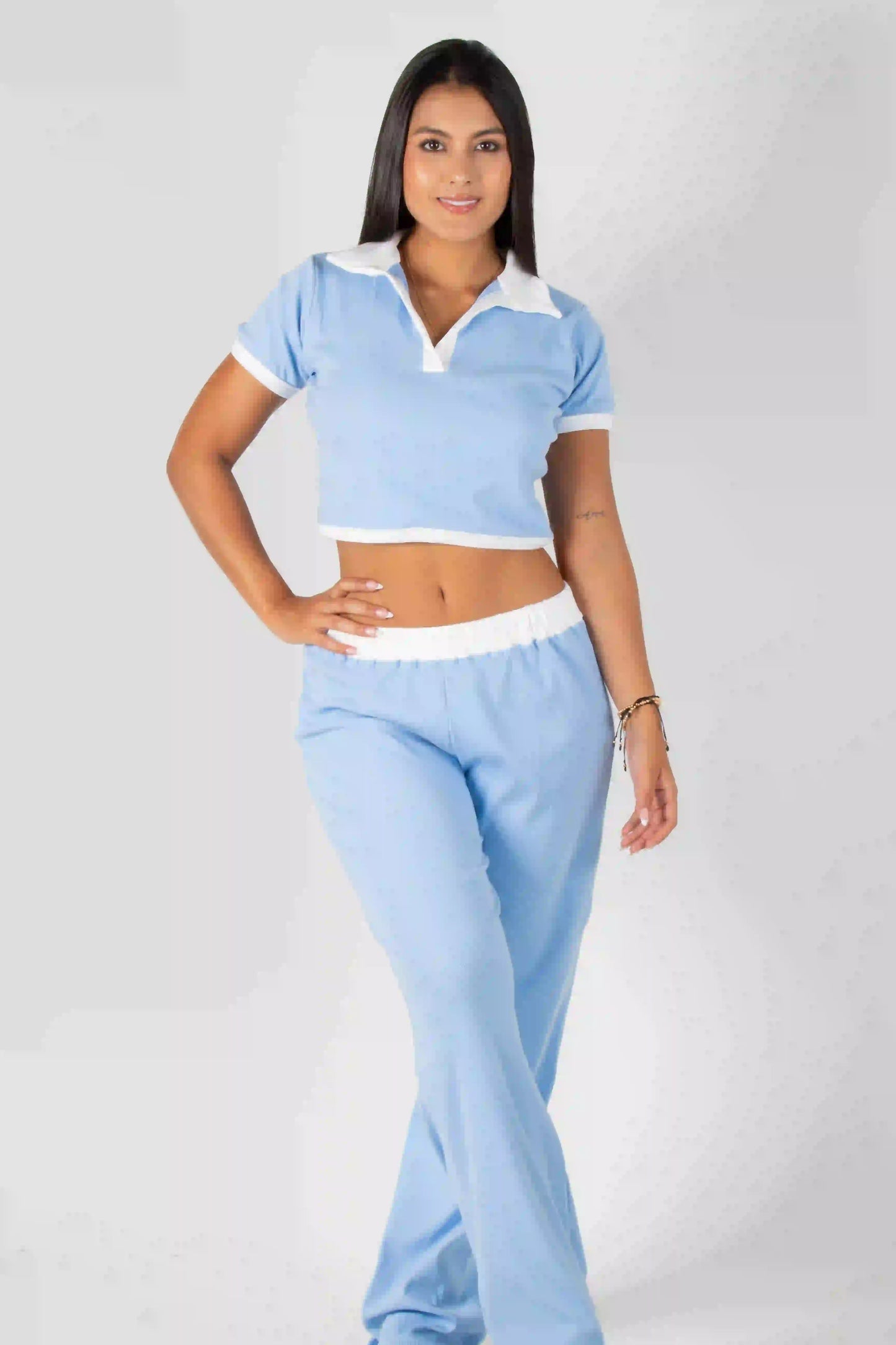 Set Camisa Manga Corta con Pantalón de Elongación