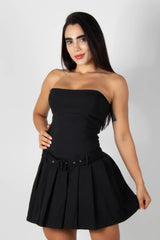 VESTIDO STRAPLESS CON FALDA PLIZADA